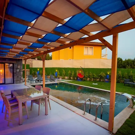 Ege Ciftlik Villa *